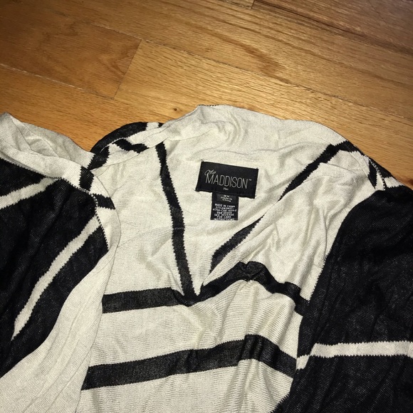 Reversible Cardigan - Picture 3 of 8